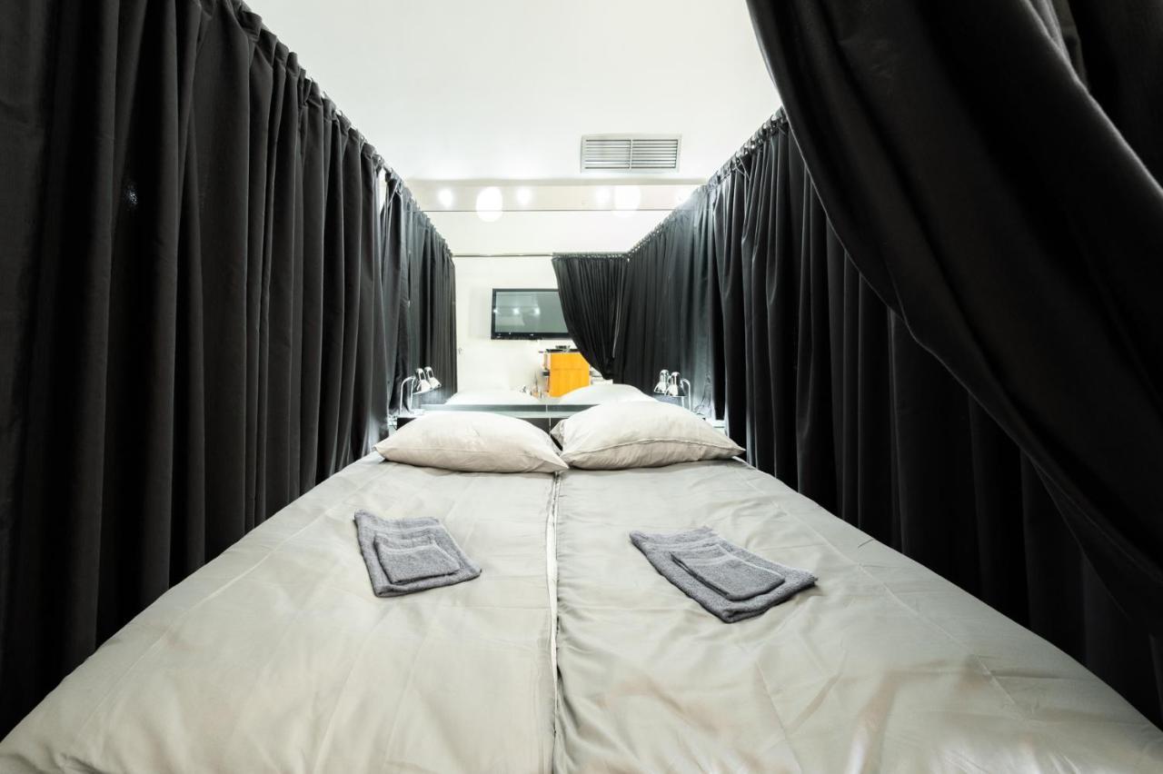 Hostel Hospitality House - H H H Любляна Экстерьер фото
